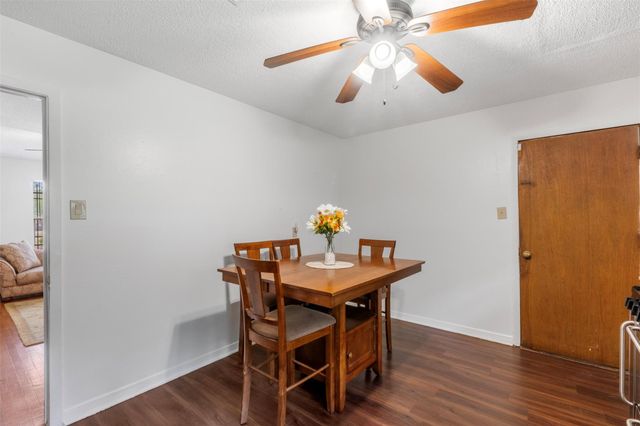 6807 Kingsway Drive, Houston, TX 77087