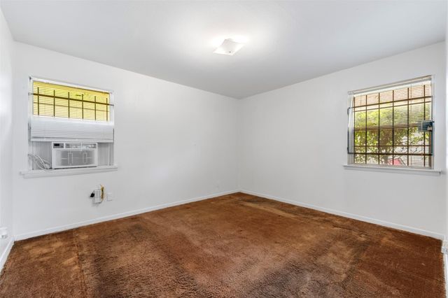 6807 Kingsway Drive, Houston, TX 77087