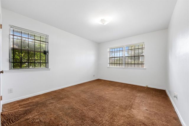 6807 Kingsway Drive, Houston, TX 77087