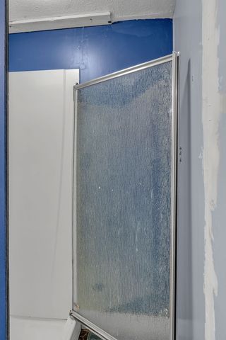 1049 E Trinity Ln, Nashville, TN 37216