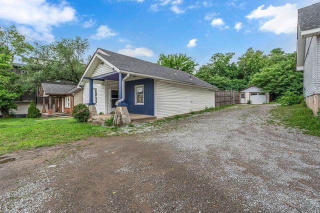 1049 E Trinity Ln, Nashville, TN 37216