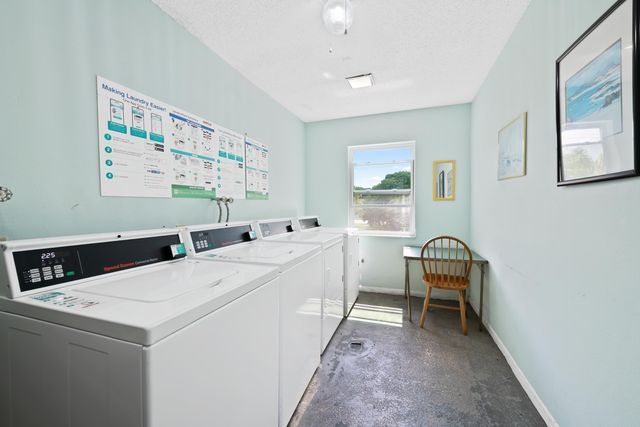 5190 E Sabal Palm Boulevard 209, Tamarac, FL 33319