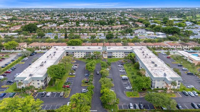 5190 E Sabal Palm Boulevard 209, Tamarac, FL 33319
