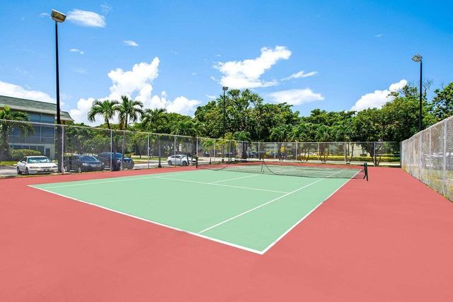 5190 E Sabal Palm Boulevard 209, Tamarac, FL 33319