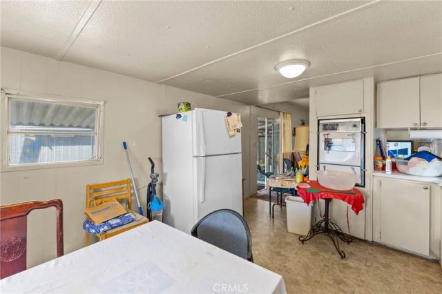 2075 W Rialto 29, San Bernardino, CA 92410