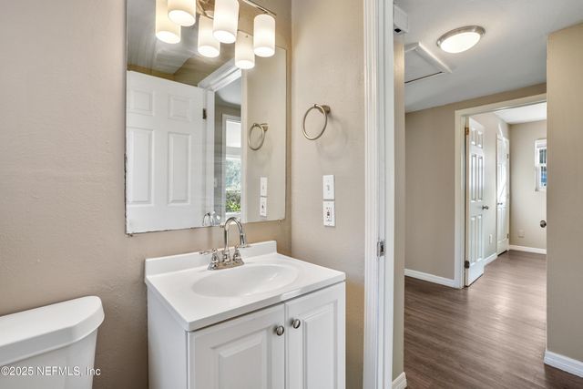 1913 DELAROCHE Drive W, Jacksonville, FL 32210