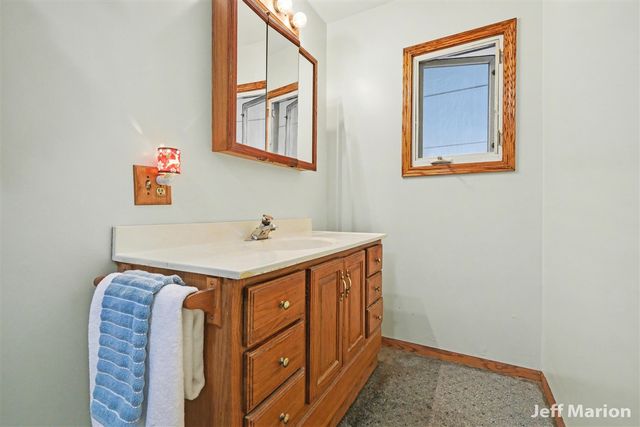 510 W Fargo Street, Ionia, MI 48846