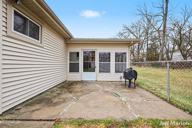 510 W Fargo Street, Ionia, MI 48846