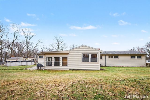 510 W Fargo Street, Ionia, MI 48846