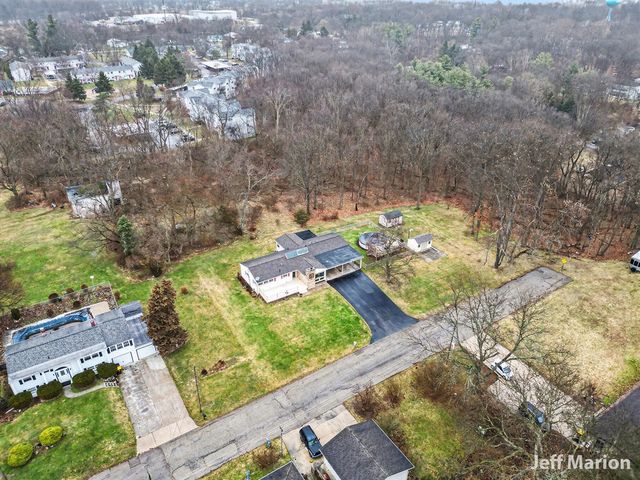 510 W Fargo Street, Ionia, MI 48846