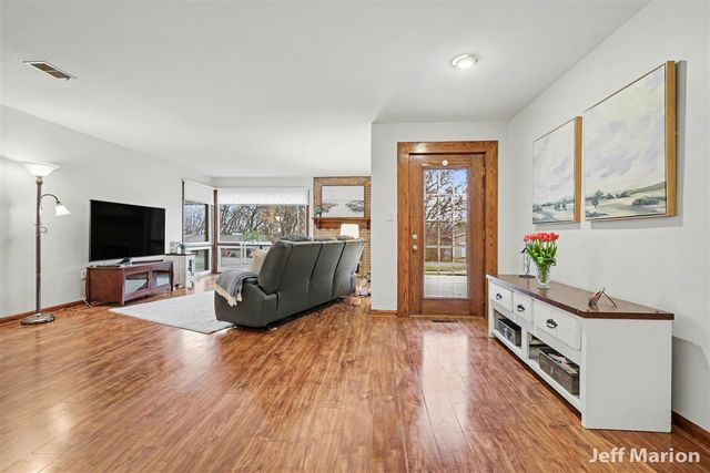 510 W Fargo Street, Ionia, MI 48846