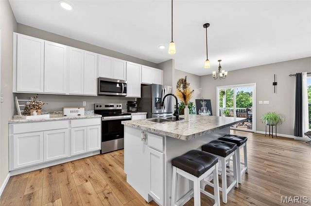 2324 Matthias Close, Washington, MO 63090