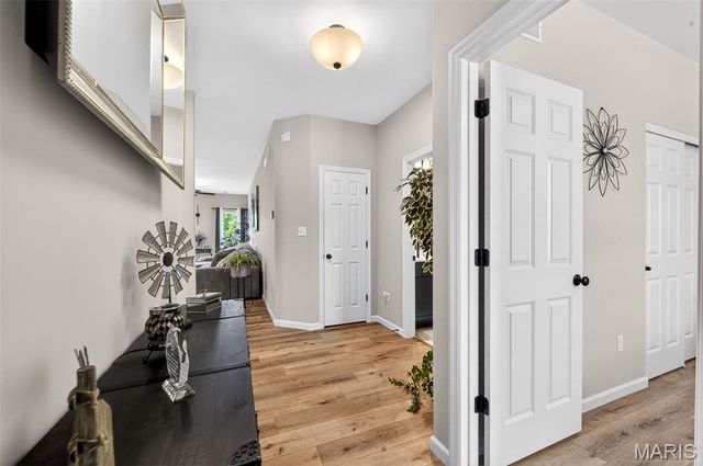 2324 Matthias Close, Washington, MO 63090