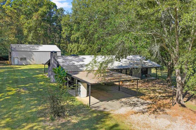 124 Quail Creek Drive, Carthage, TX 75633