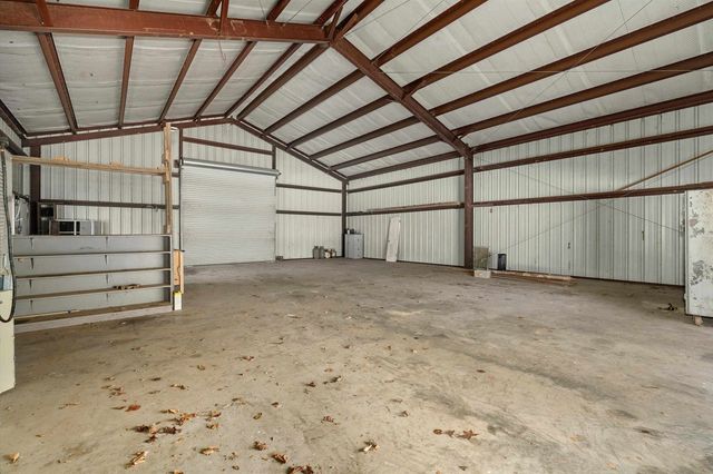 124 Quail Creek Drive, Carthage, TX 75633