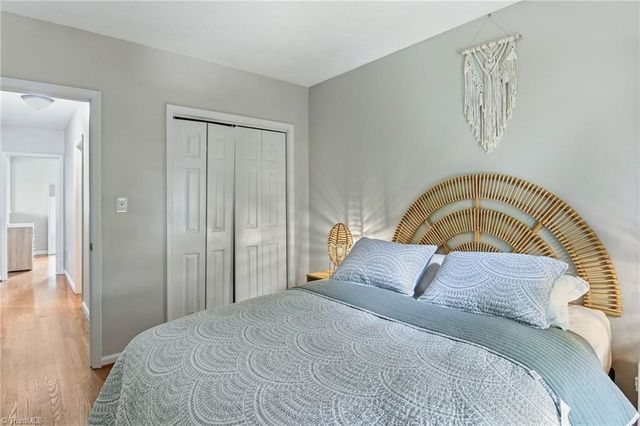 805 Salem Pointe Lane, Winston-salem, NC 27101