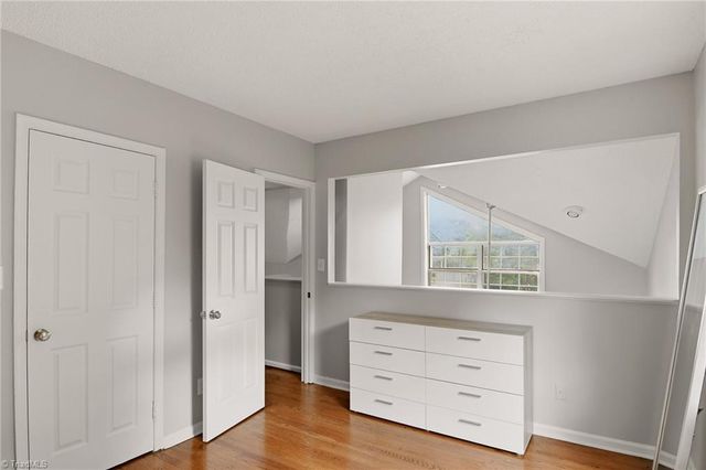 805 Salem Pointe Lane, Winston-salem, NC 27101