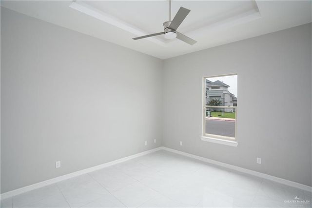 1102 W Guava Avenue, Pharr, TX 78577