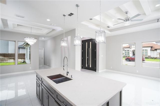 1102 W Guava Avenue, Pharr, TX 78577
