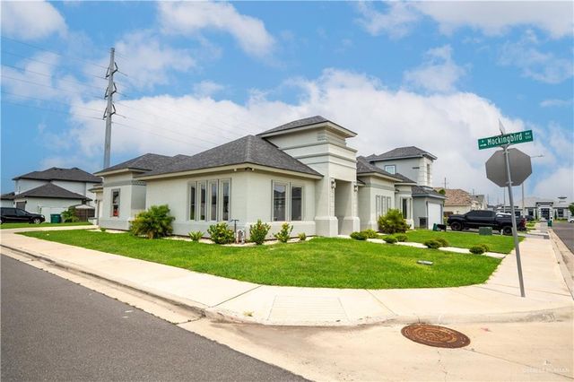1102 W Guava Avenue, Pharr, TX 78577