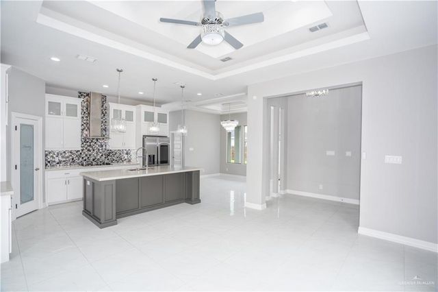 1102 W Guava Avenue, Pharr, TX 78577