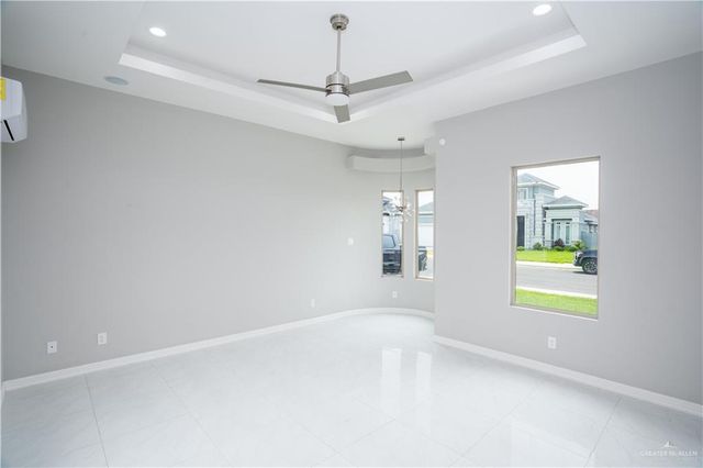 1102 W Guava Avenue, Pharr, TX 78577