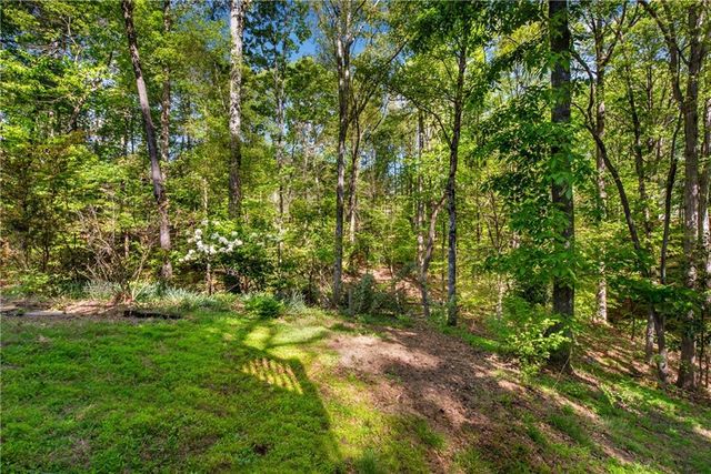 120 Boxelder Lane, Roswell, GA 30076