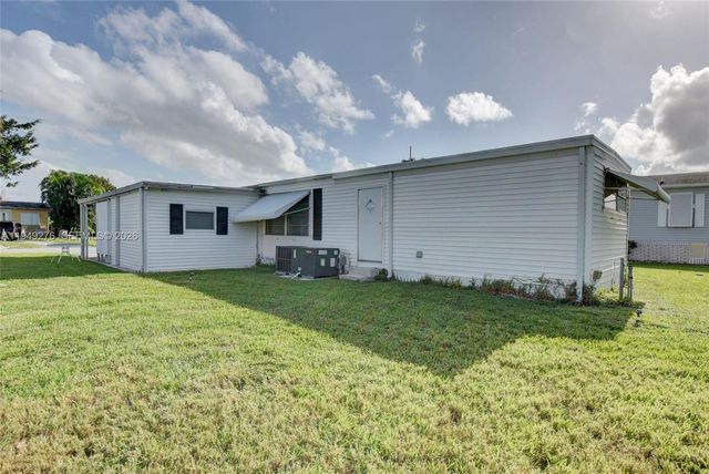 1531 SW 64th Way H, Boca Raton, FL 33428