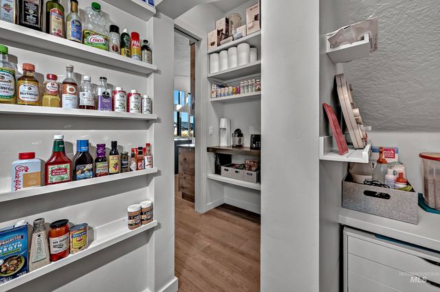 4164 E Goldstone Drive, Meridian, ID 83642