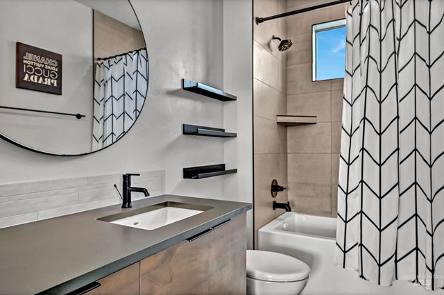 4164 E Goldstone Drive, Meridian, ID 83642