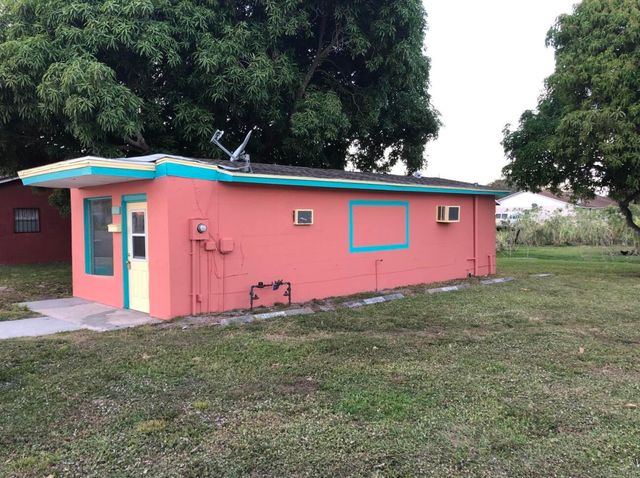 1806 AVENUE D, Fort Pierce, FL 34950