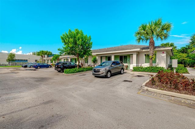 20690 NW 27 Avenue, Miami Gardens, FL 33056