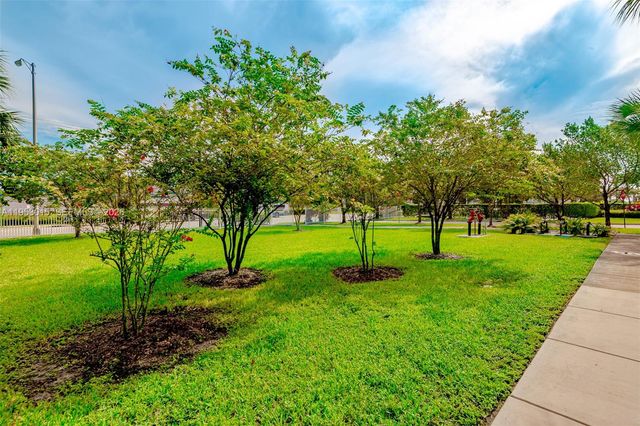 20690 NW 27 Avenue, Miami Gardens, FL 33056