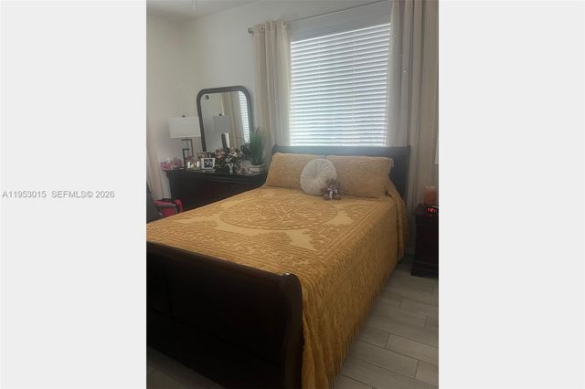 20690 NW 27 Avenue, Miami Gardens, FL 33056