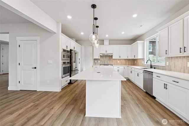 6414 213th Avenue Ct E, Bonney Lake, WA 98391