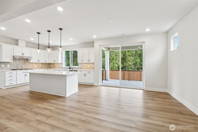 6414 213th Avenue Ct E, Bonney Lake, WA 98391