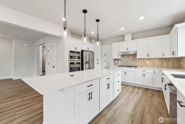 6414 213th Avenue Ct E, Bonney Lake, WA 98391