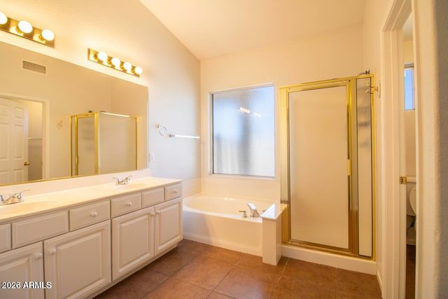 1450 N ROADRUNNER Drive, Gilbert, AZ 85234