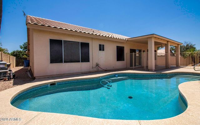 1450 N ROADRUNNER Drive, Gilbert, AZ 85234