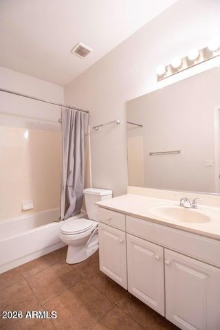 1450 N ROADRUNNER Drive, Gilbert, AZ 85234