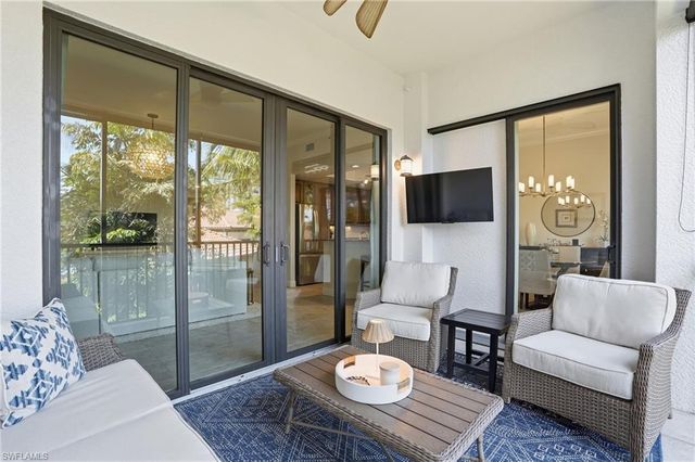 975 Sandpiper ST # A202, Naples, FL 34102