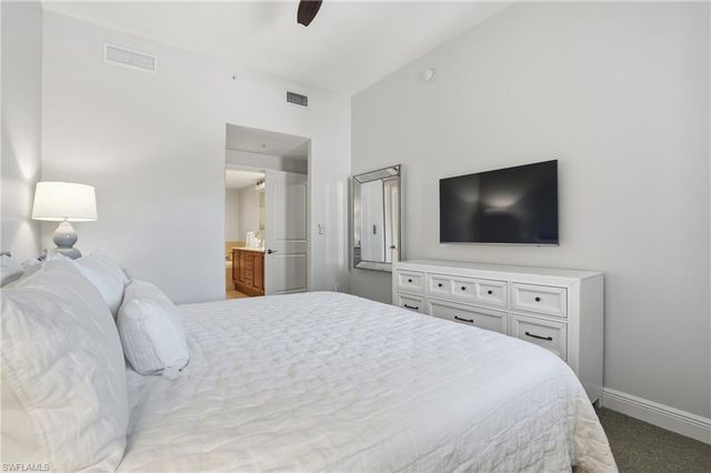 975 Sandpiper ST # A202, Naples, FL 34102