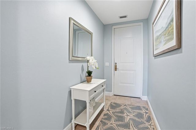 975 Sandpiper ST # A202, Naples, FL 34102