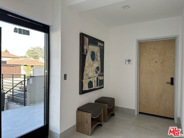 9842 Vidor Drive 101, Los Angeles, CA 90035