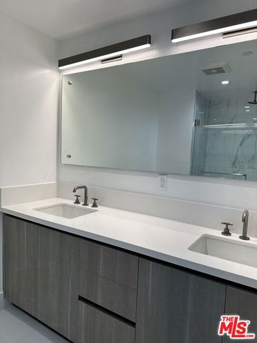 9842 Vidor Drive 101, Los Angeles, CA 90035