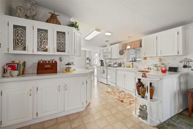 1000 KINGS HIGHWAY 274, Port Charlotte, FL 33980