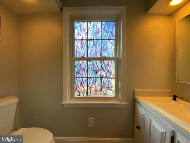 211 SCHEIVERT AVE, Aston, PA 19014