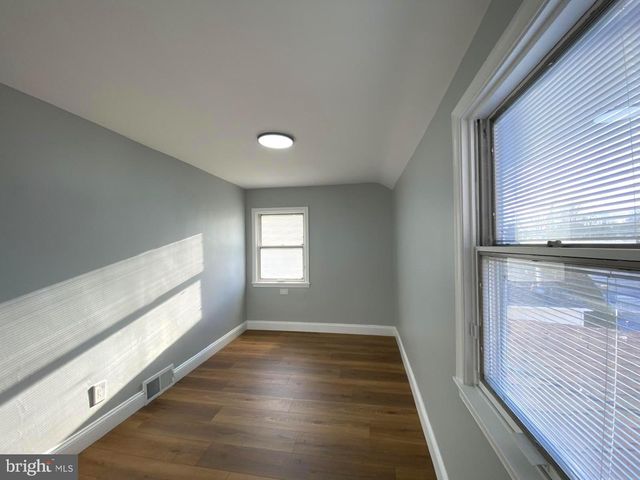 211 SCHEIVERT AVE, Aston, PA 19014