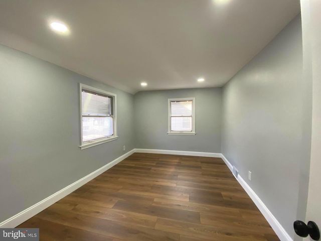 211 SCHEIVERT AVE, Aston, PA 19014