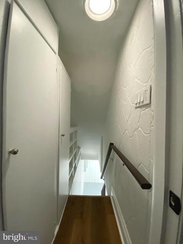 211 SCHEIVERT AVE, Aston, PA 19014